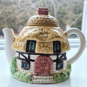 Thatched Roof Cottagecore Teapot Round English Cottage Ceramic Tea Pot Decor